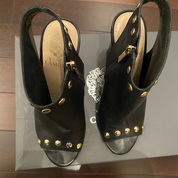 Vince Camuto Heels - Picture 2 of 5